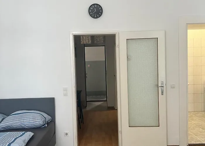 דירה 1br For 5p In Great Location וינה