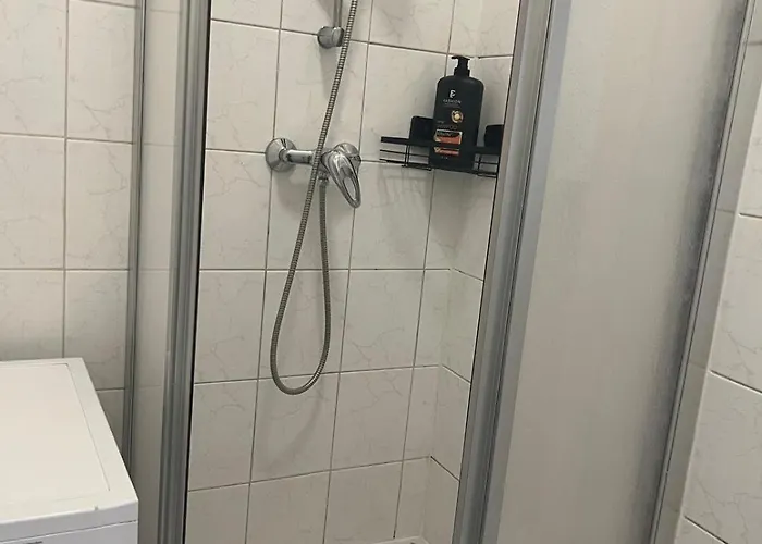 1br For 5p In Great Location דירה *